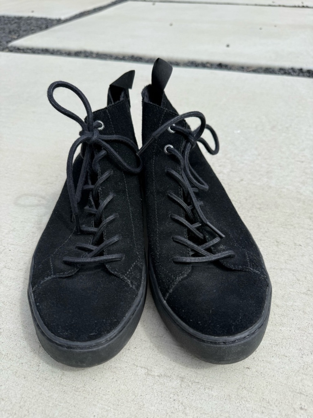 TOMS Lenox Mid Suede Black Sneaker